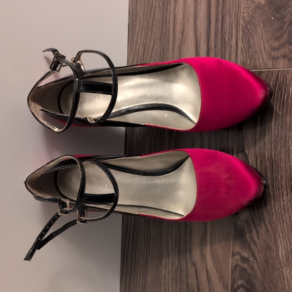 Nine West Fuchsia and Black Strappy Heels